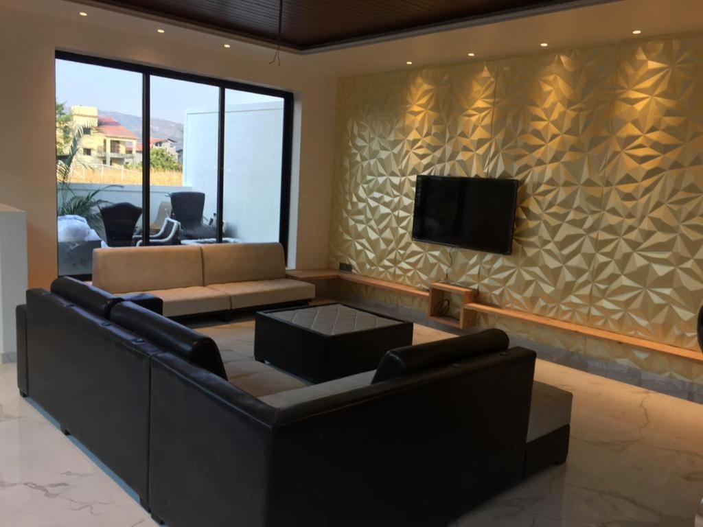 Platinum Villa 3Bhk 로나발라 외부 사진