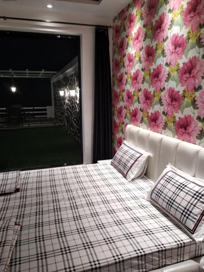 Platinum Villa 3Bhk 로나발라 외부 사진