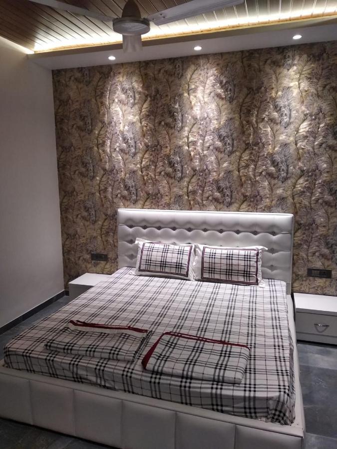 Platinum Villa 3Bhk 로나발라 외부 사진
